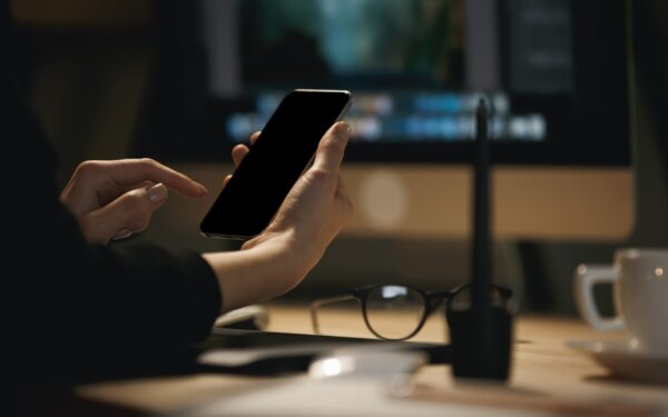 Telefon lehallgatás kikapcsolása: biztonsági tippek okostelefonhoz